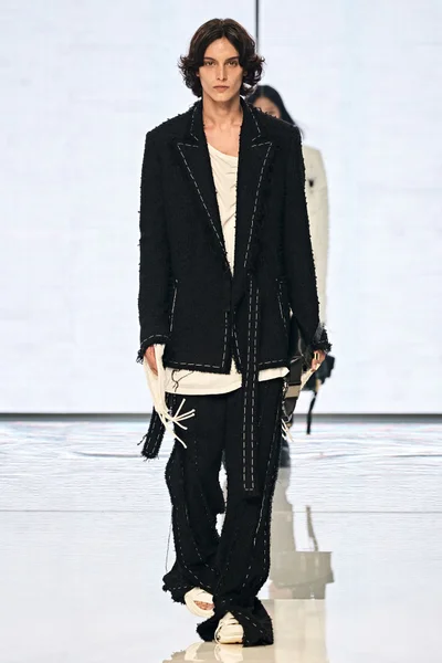 Look 6